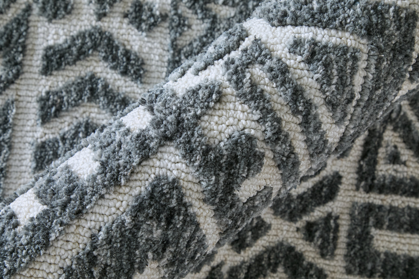 Colton Modern/Cabin & Lodge/Global Southwestern/Geometric Gray/Black/Ivory - Feizy Rug