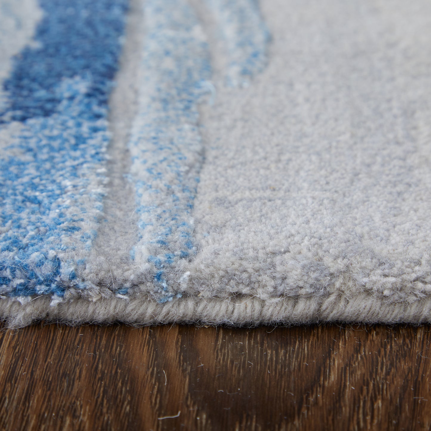 Kawai Modern/Global/Bohemian & Eclectic Blue/Gray Area Rug