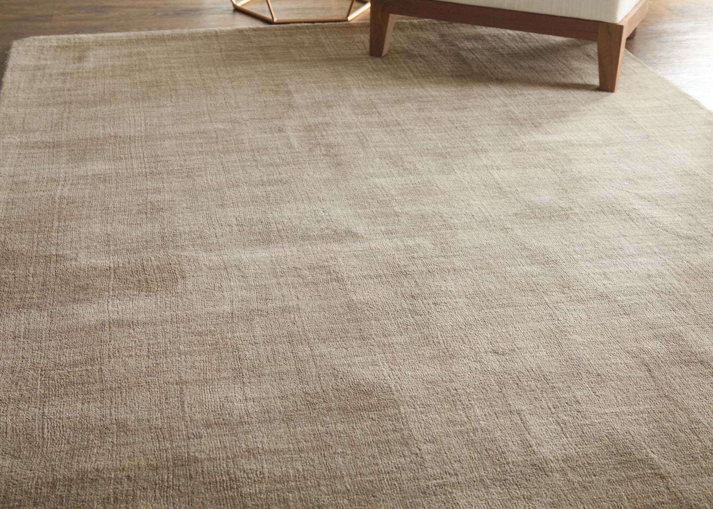 Luna Modern/Casual Gray/Ivory Accent Rug