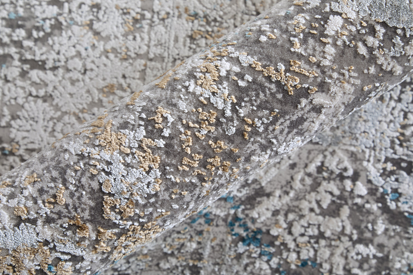 Cadiz Modern/Industrial/Luxury & Glam Ivory/Blue/Gold Accent Rug