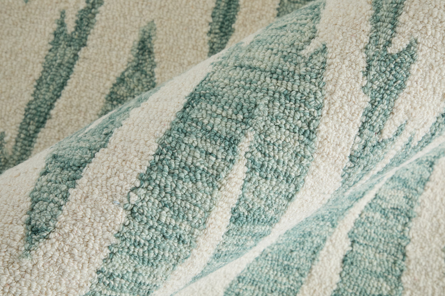 Wallace Modern/Bohemian & Eclectic/Global Chevron/Geometric Blue/White - Feizy Rug