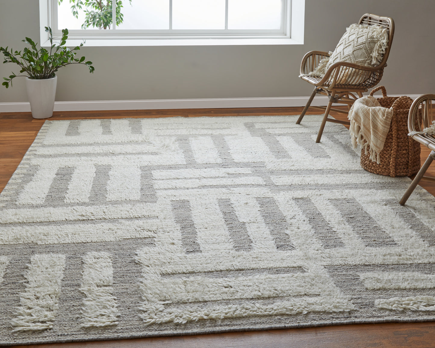 Ashby Transitional/Farmhouse Gray/Ivory Area Rug