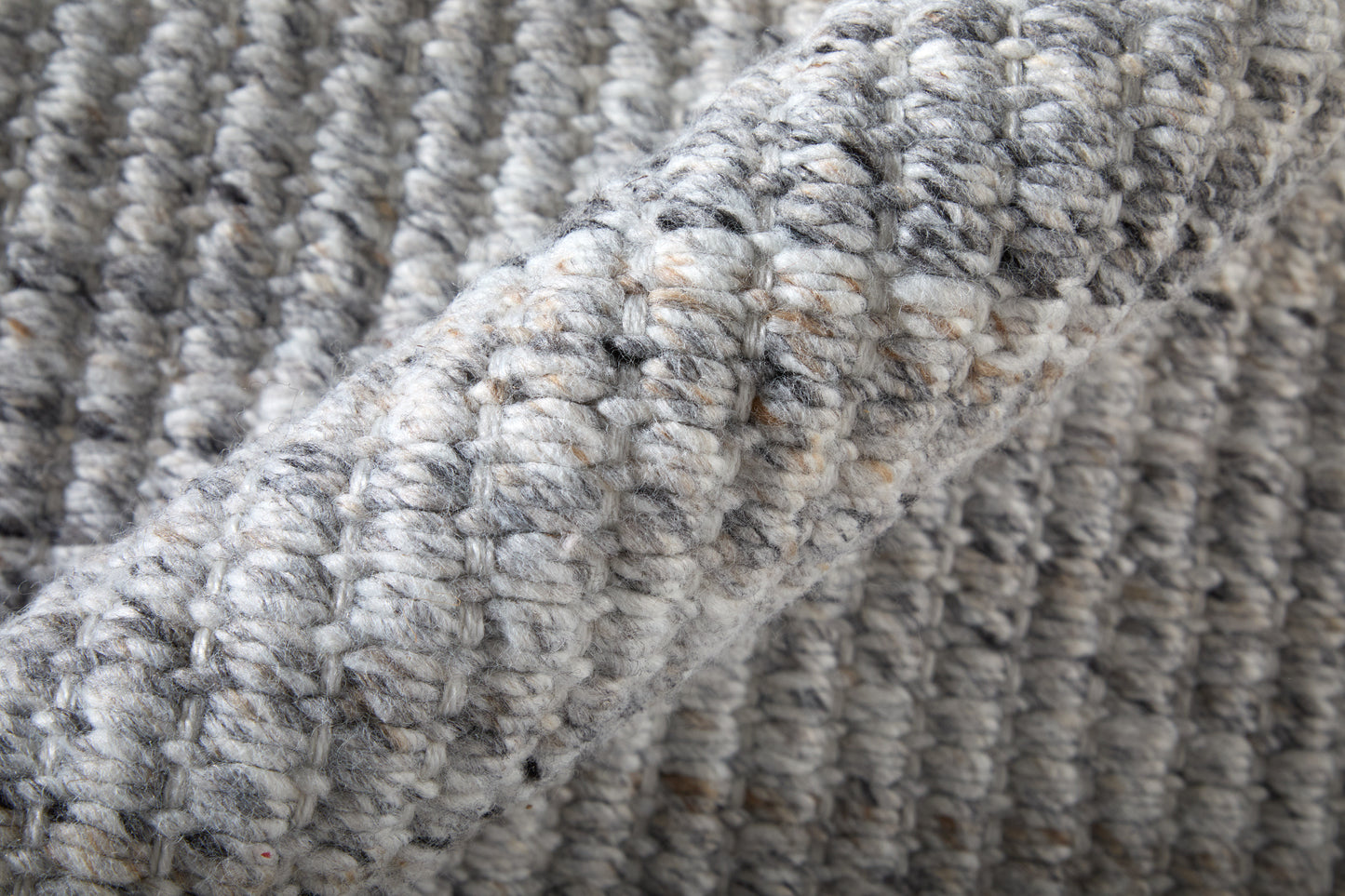 Limerick Modern/Casual Gray/White Accent Rug