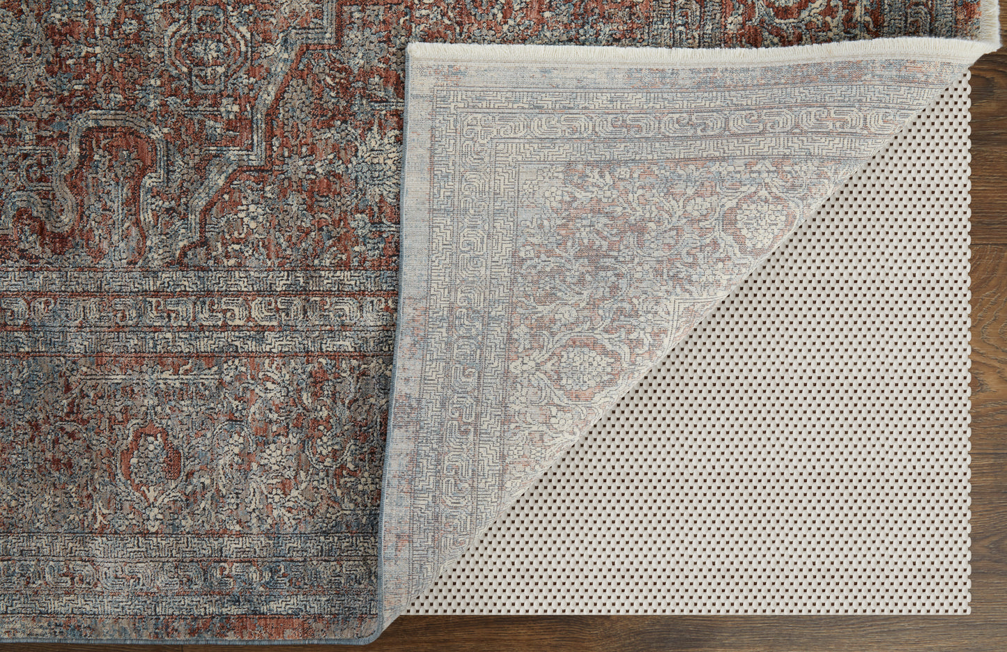 Marquette Transitional/Bohemian & Eclectic/Vintage Blue/Red/Gray Accent Rug