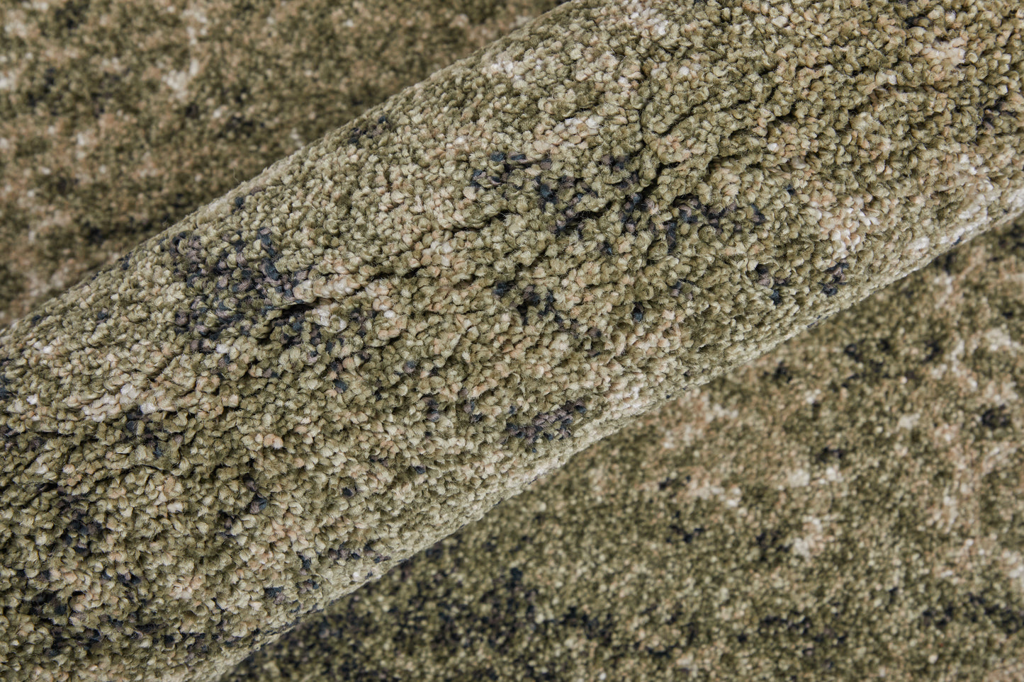 Skyview Modern/Industrial/Casual Green/Tan Area Rug