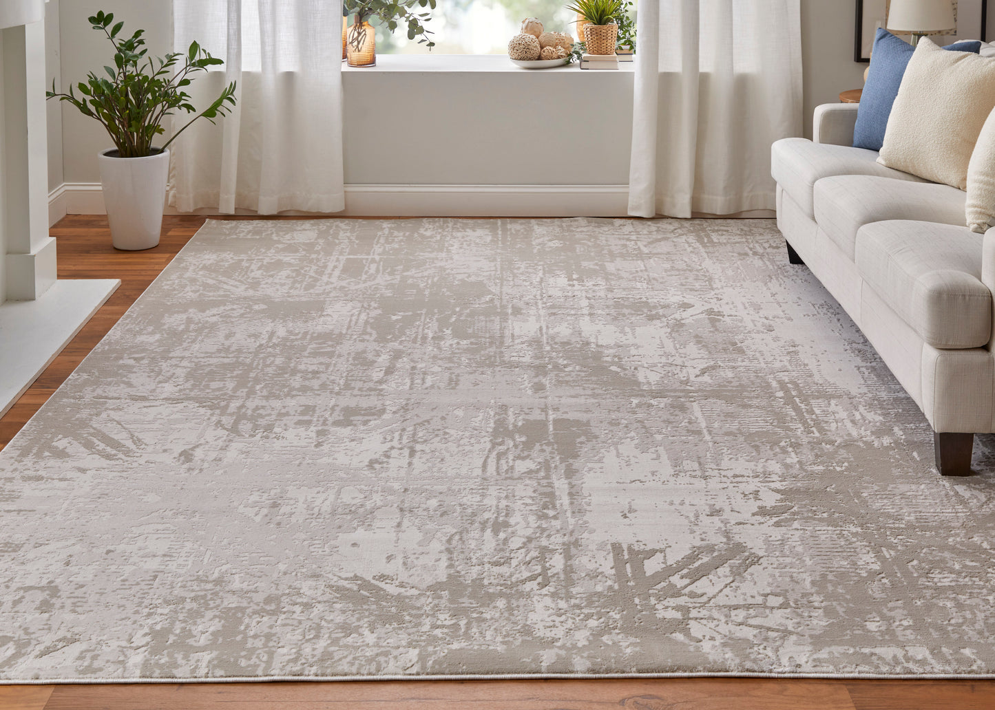 Prasad Modern/Luxury & Glam Ivory/Taupe/Silver Accent Rug  Feizy Rugs Small Parcel,Feizy Rugs,Prasad,Ivory/Taupe/Silver,1'8" x 2'10",Accent Rug,Polypropylene/Polyester,Modern/Luxury & Glam,Turkey