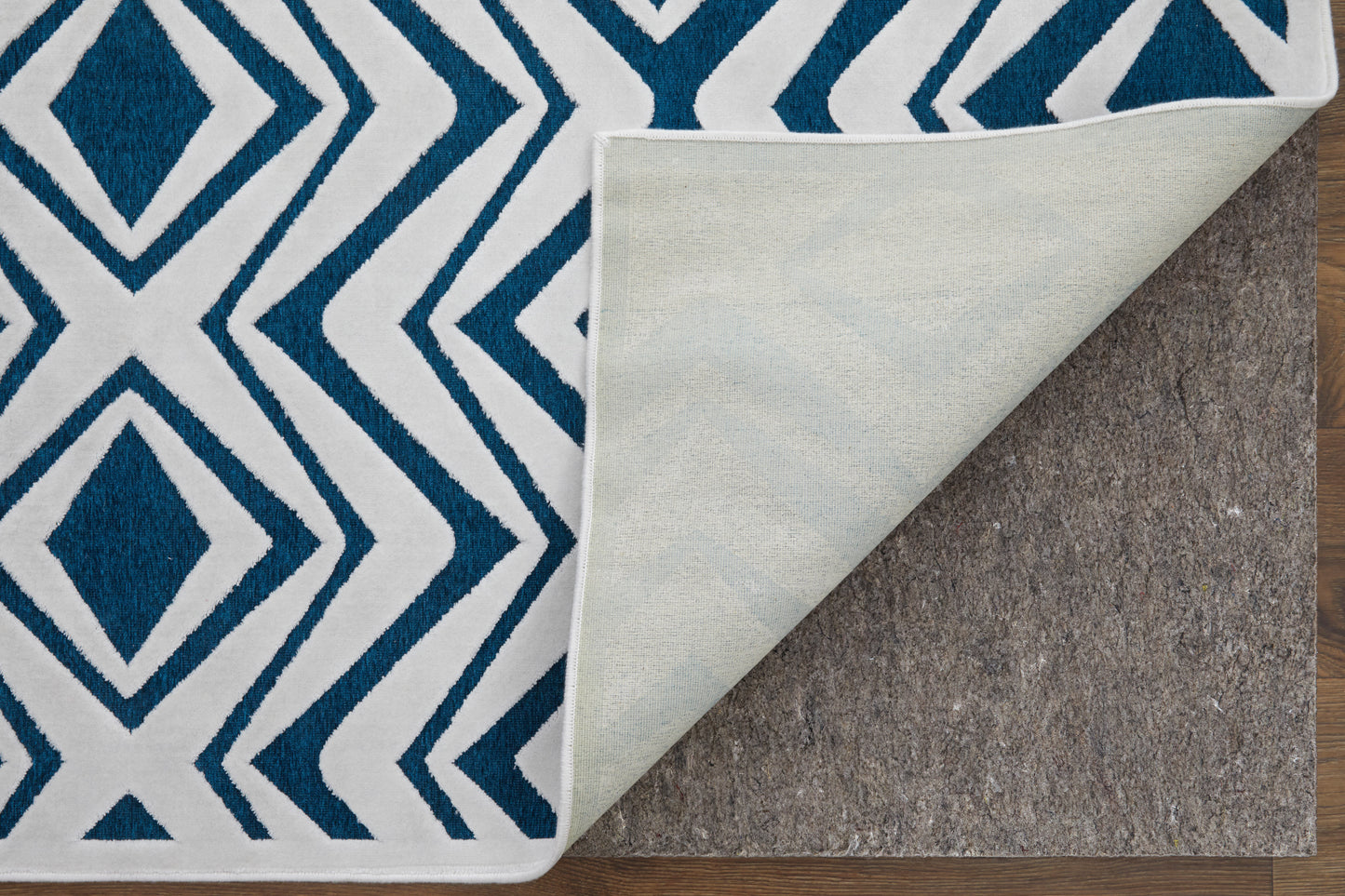 Saphir Mira Modern/Global Diamond Blue/Green/White - Feizy Rug