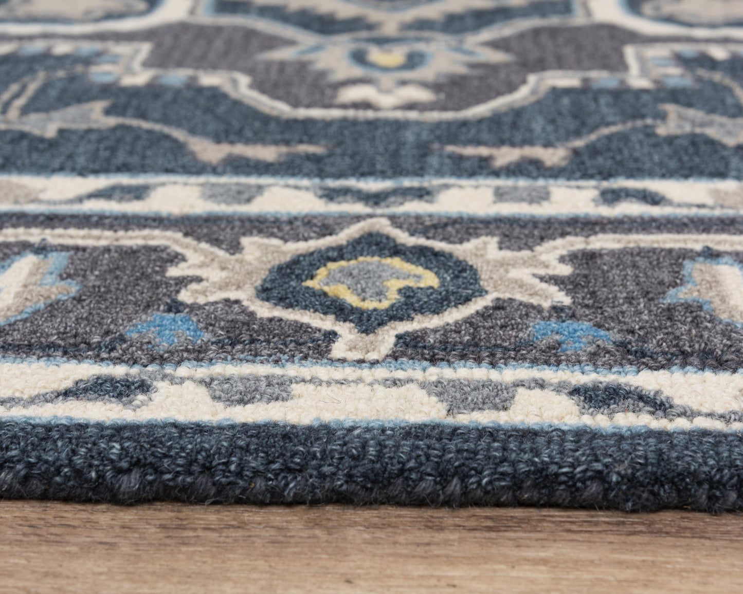 Conley A01103 Charcoal/Gray Hand-Tufted Rug - Rizzy