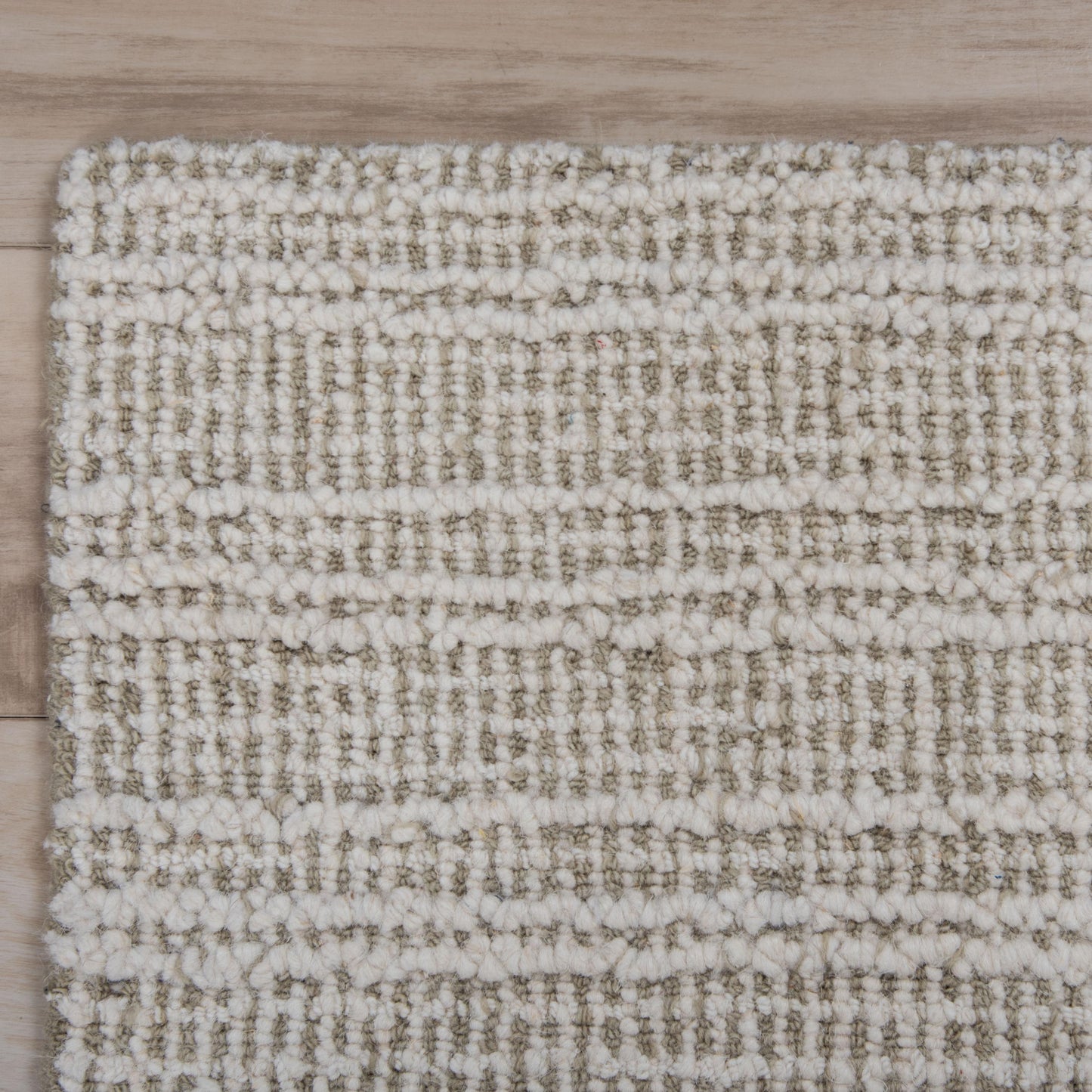 Lofton A07210 Green Hand-Tufted Rug - Rizzy