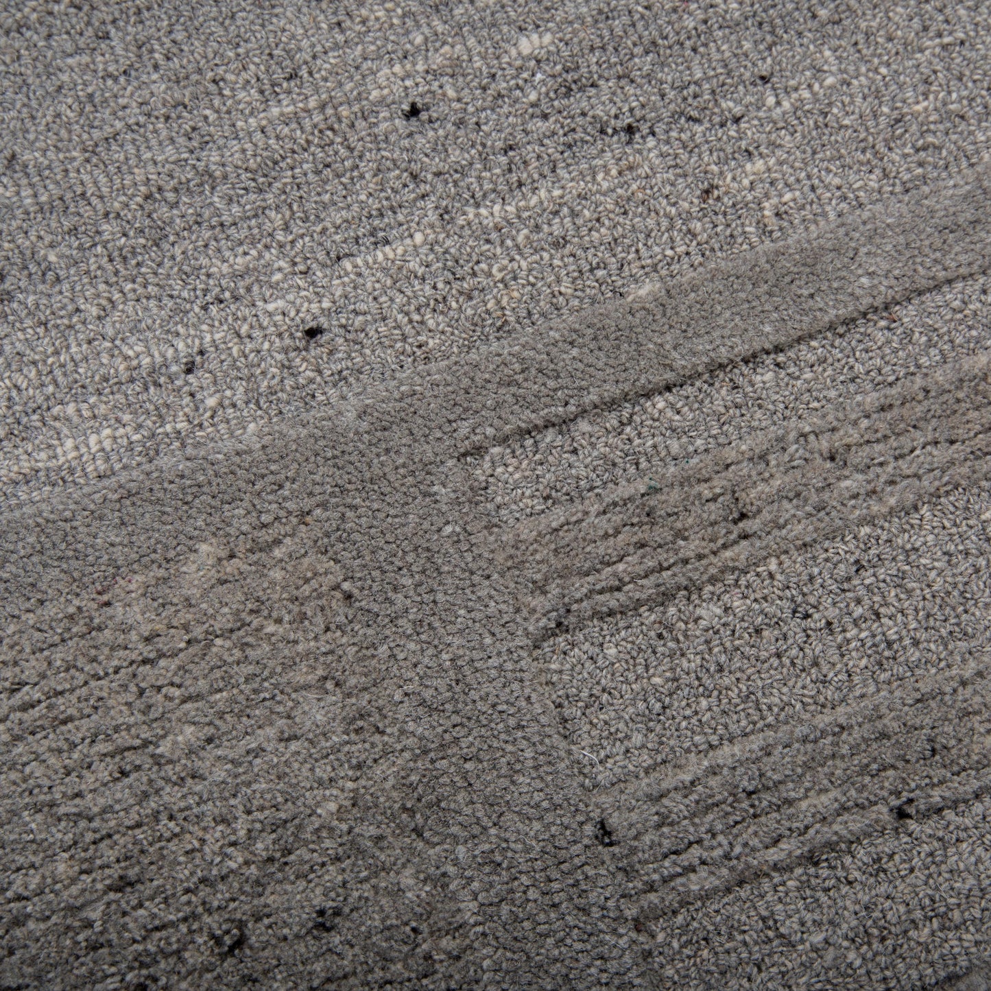 Lofton A07212 Gray Hand-Tufted Rug - Rizzy