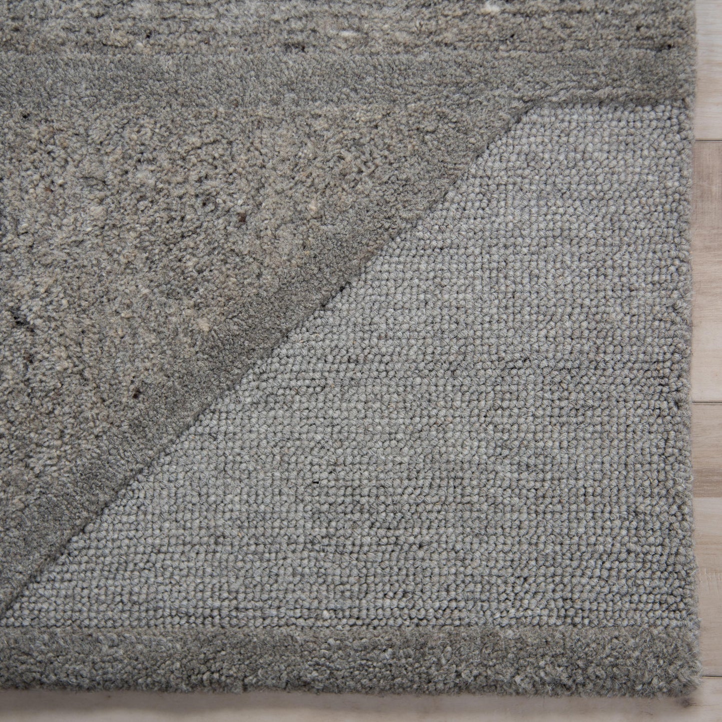 Lofton A07212 Gray Hand-Tufted Rug - Rizzy