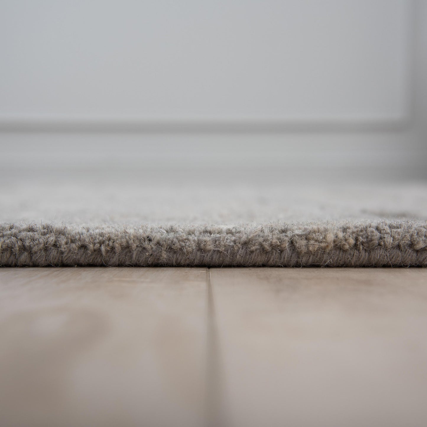 Lofton A07212 Gray Hand-Tufted Rug - Rizzy