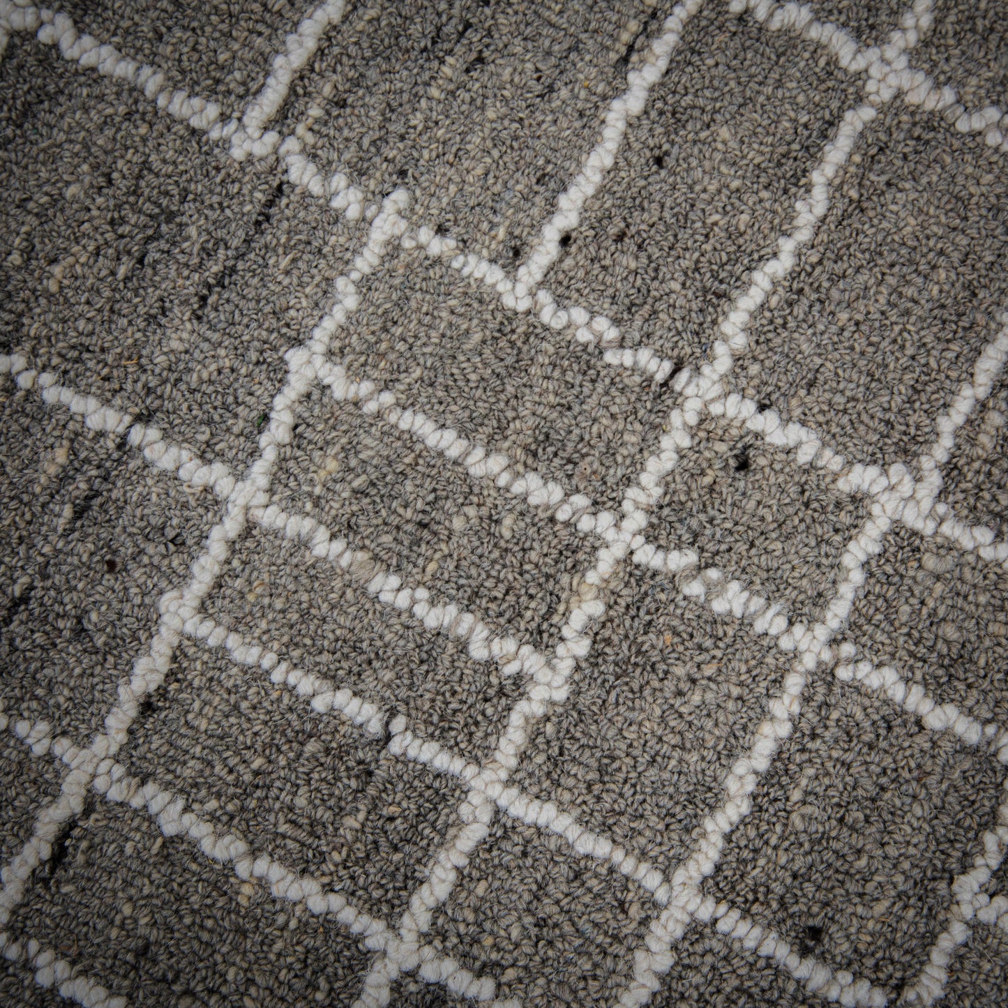 Lofton A07215 Gray Hand-Tufted Rug - Rizzy