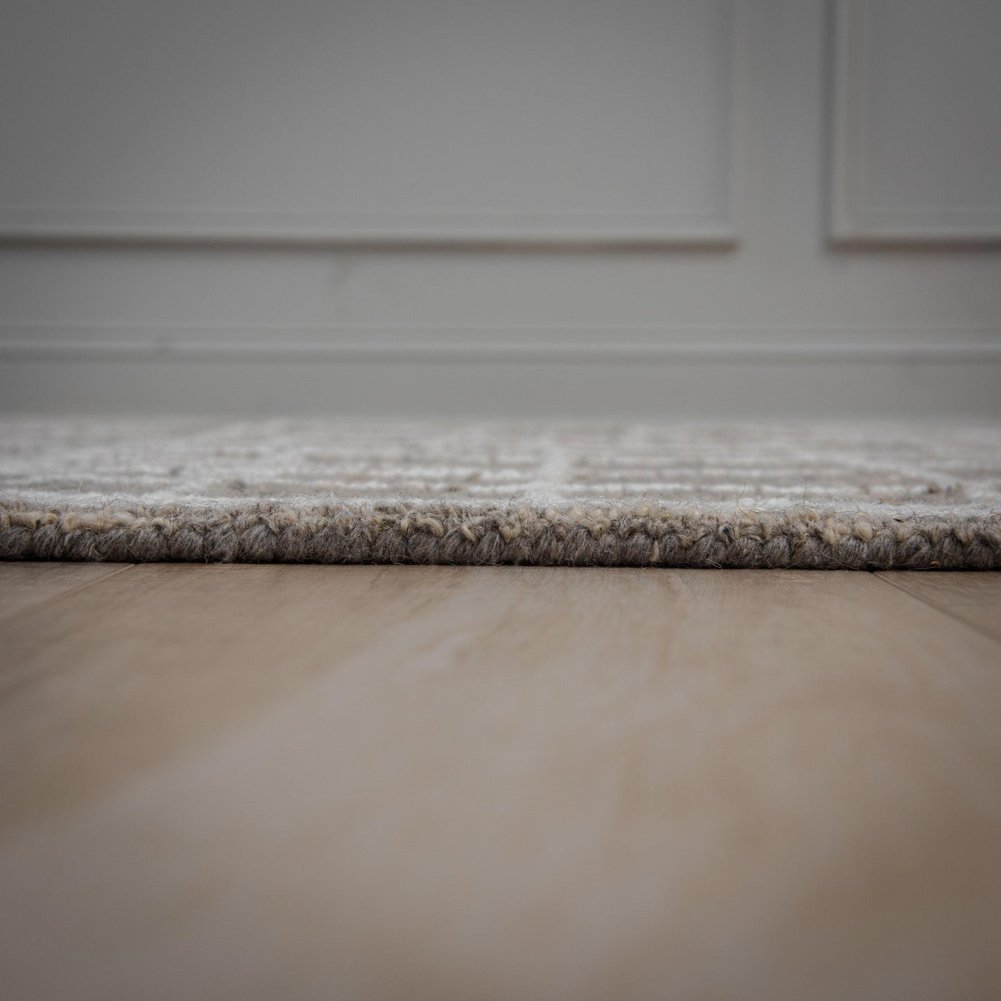 Lofton A07215 Gray Hand-Tufted Rug - Rizzy