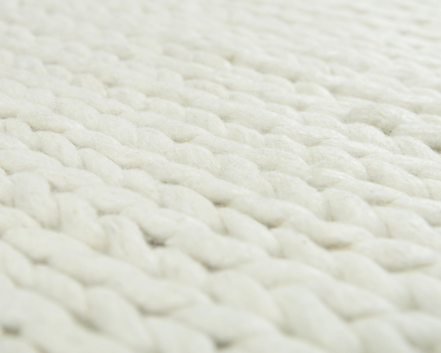Kolkata A13990 Ivory Hand Woven Rug - Rizzy