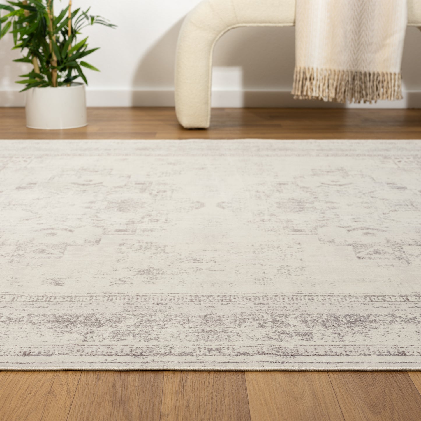 Aria-82426 Transitional Power-Loomed Gray Latex Indoor Area Rug - LR Home