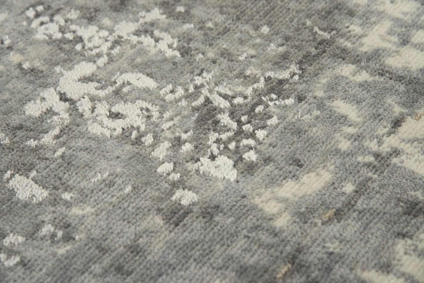 Artistry ARY110 Gray Hybrid Rug - Rizzy