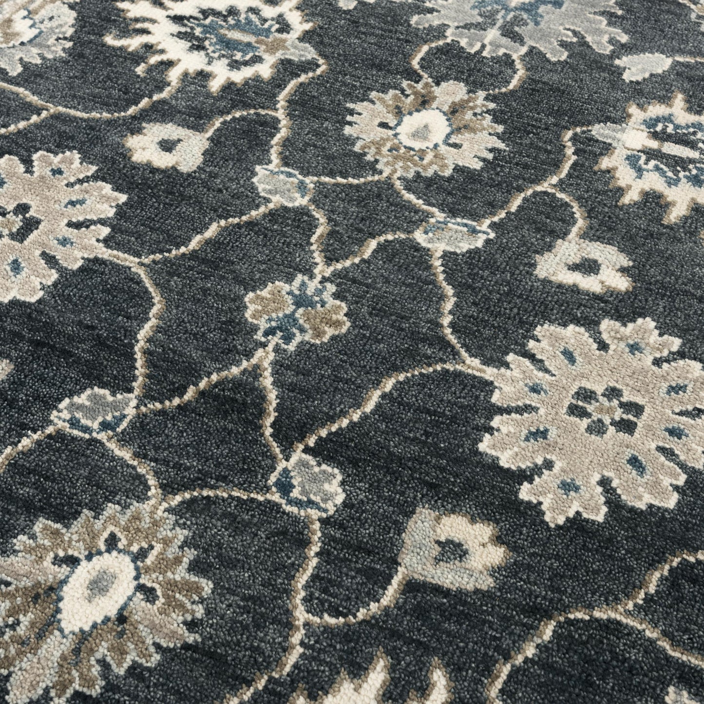 Ashton ATN916 Charcoal/Ivory Hand Knotted Rug - Rizzy