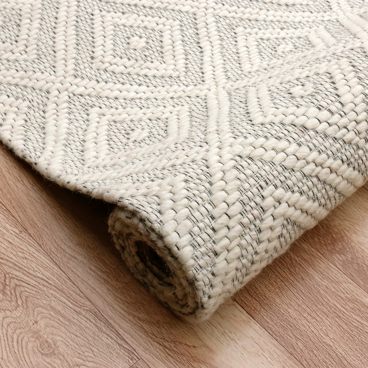 Bergen-03438 Transitional Hand-Woven Ivory Cotton Indoor Area Rug - LR Home