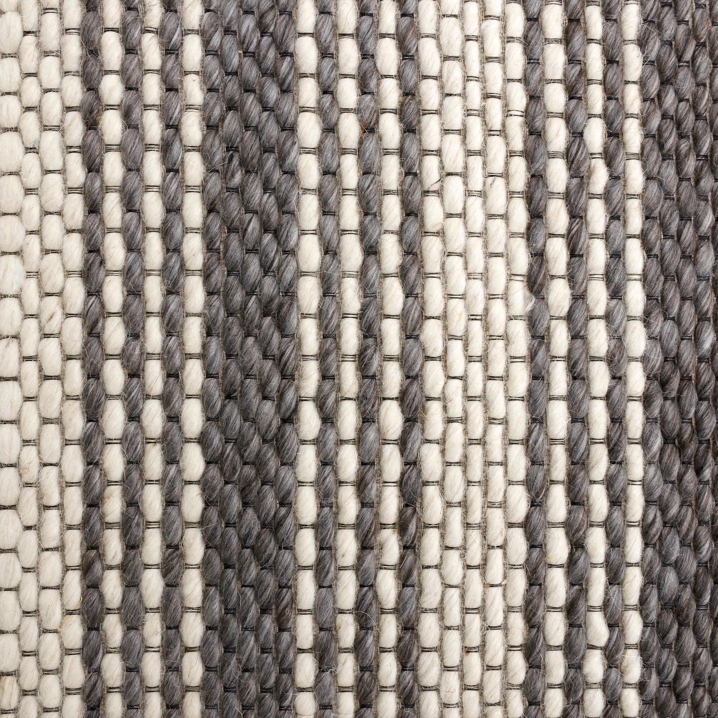 BERGN-03439 Transitional/Casual Hand-Woven Gray Natural Wool and Nylon Mix Indoor Area Rugs - LR Home