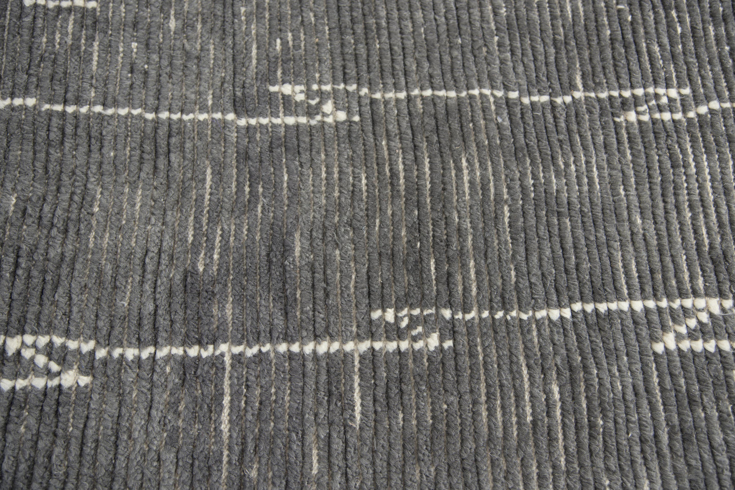 Berkley BK992A Gray Hand-Knotted Rug - Rizzy