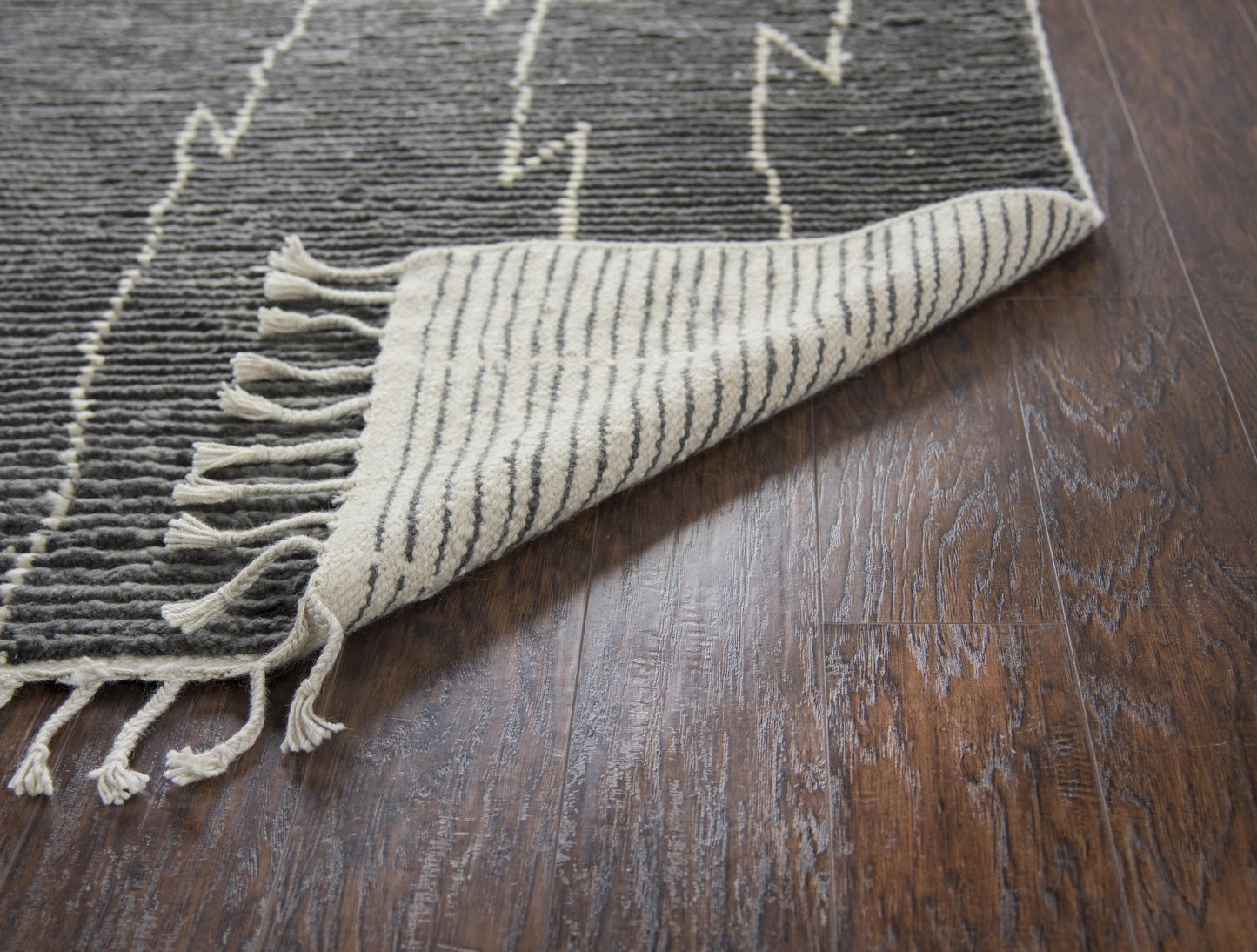 Berkley BK992A Gray Hand-Knotted Rug - Rizzy