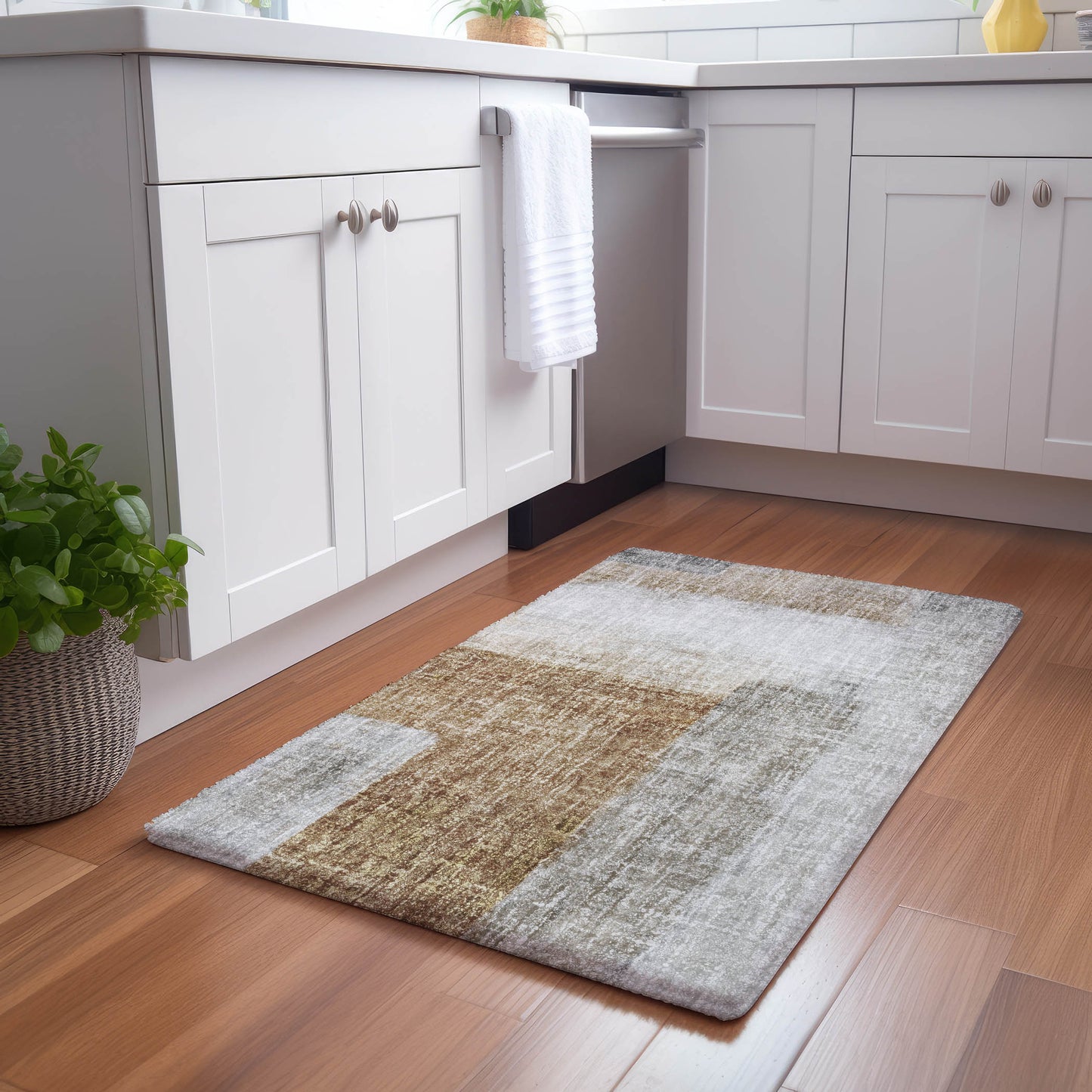 Machine Made Boca BO1 Brown - Dalyn Rugs
