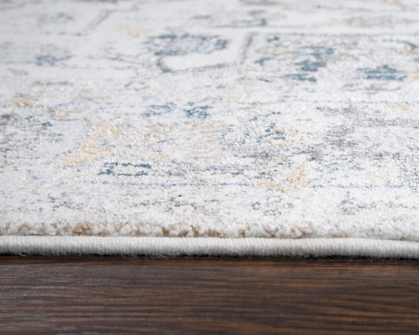 Bristol BRS104 Beige/Blue Machine-Made Rug - Rizzy