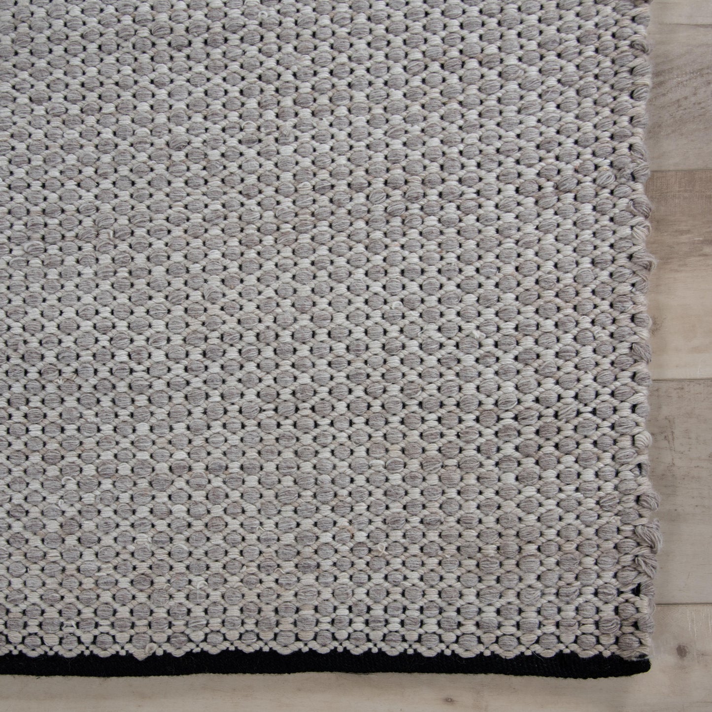 Benett BTN108 Beige Hand-Woven Rug - Rizzy