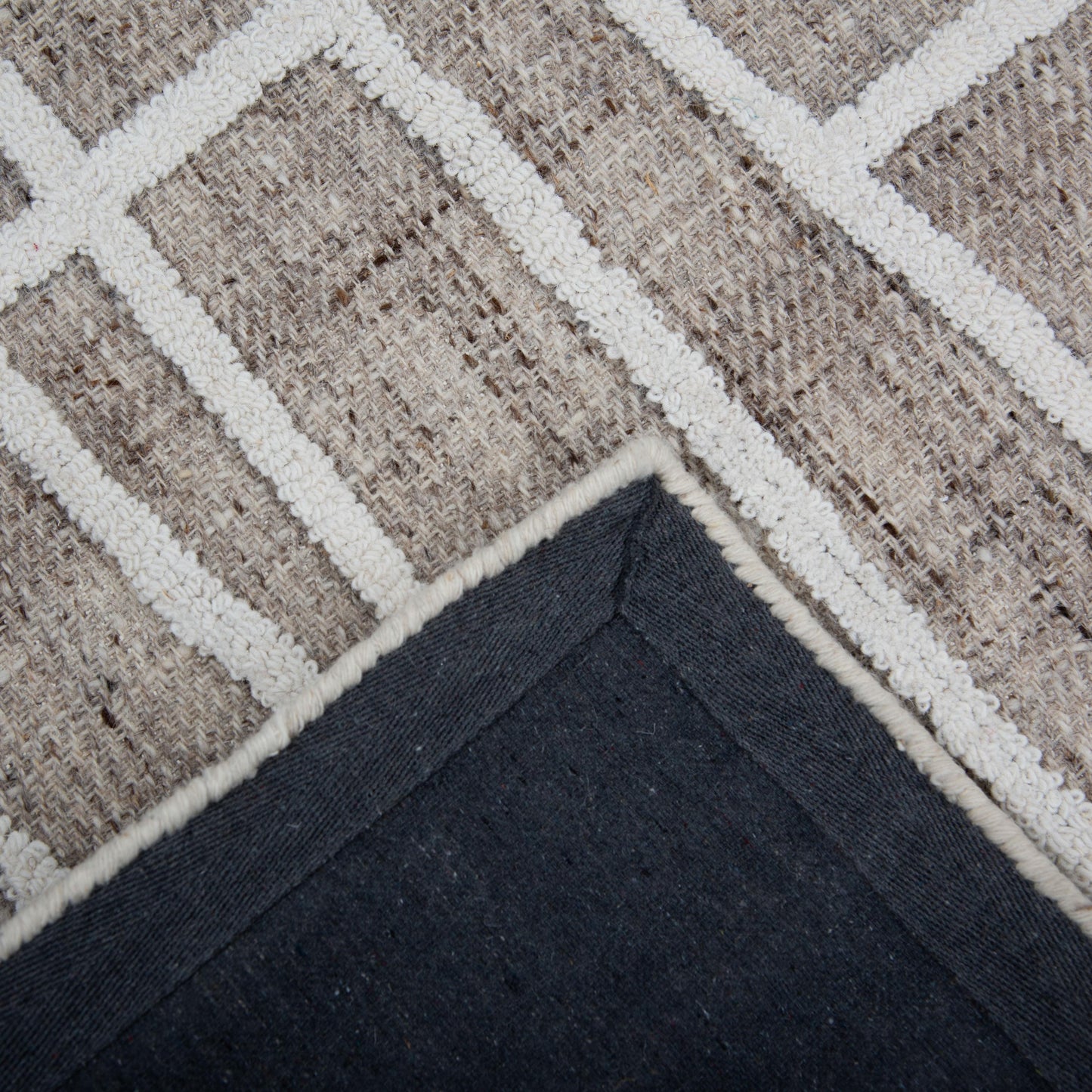 Bixby BX01TN Tan Hand-Tufted Rug - Rizzy