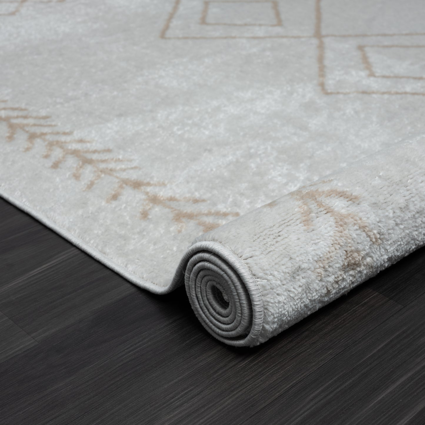 CALGR-82278 Transitional/Casual Machine Made Cream Synthetic Indoor Area Rugs - LR Home