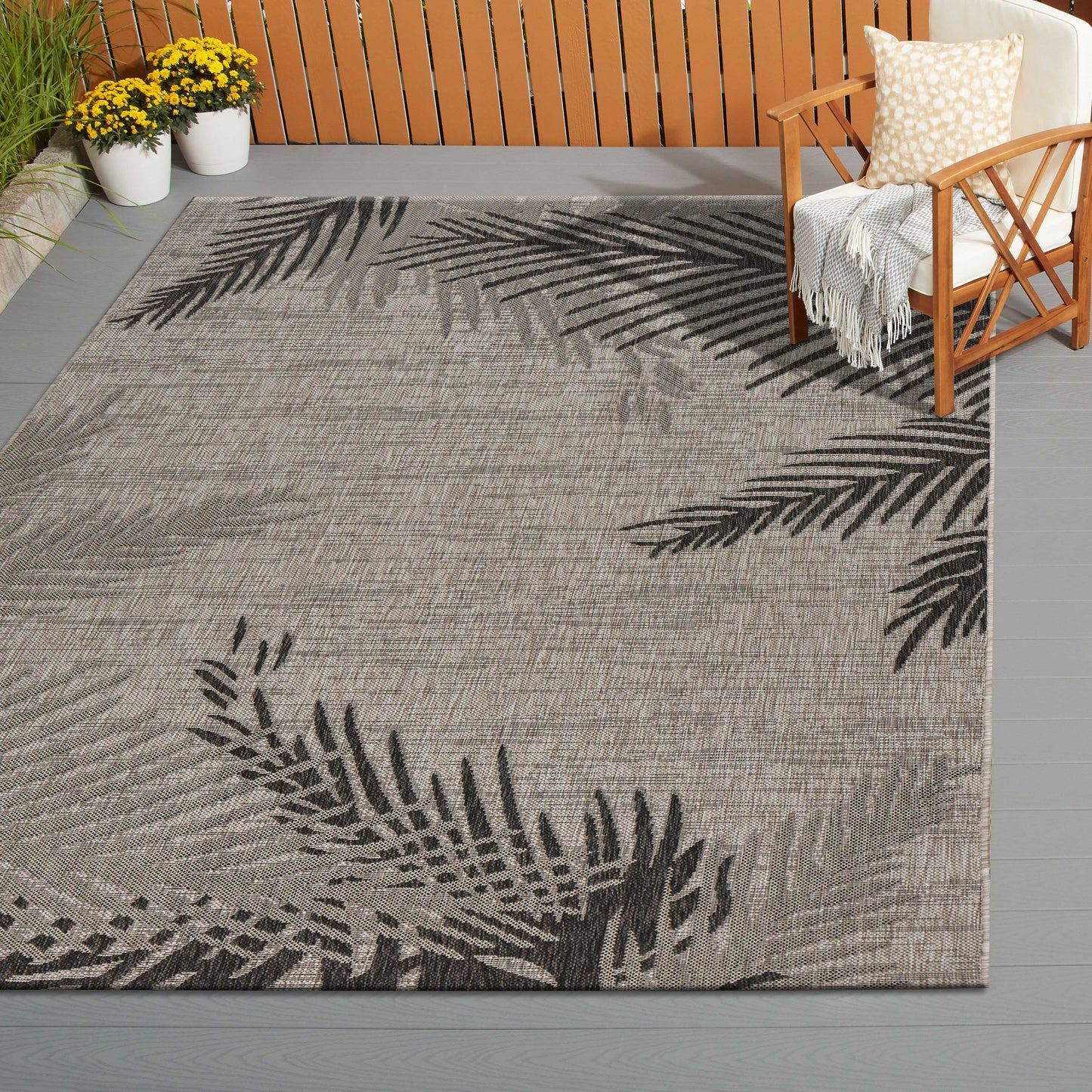 Captiva-81016 Tropical Power-Loomed Black Polypropylene Indoor/Outdoor Area Rug - LR Home