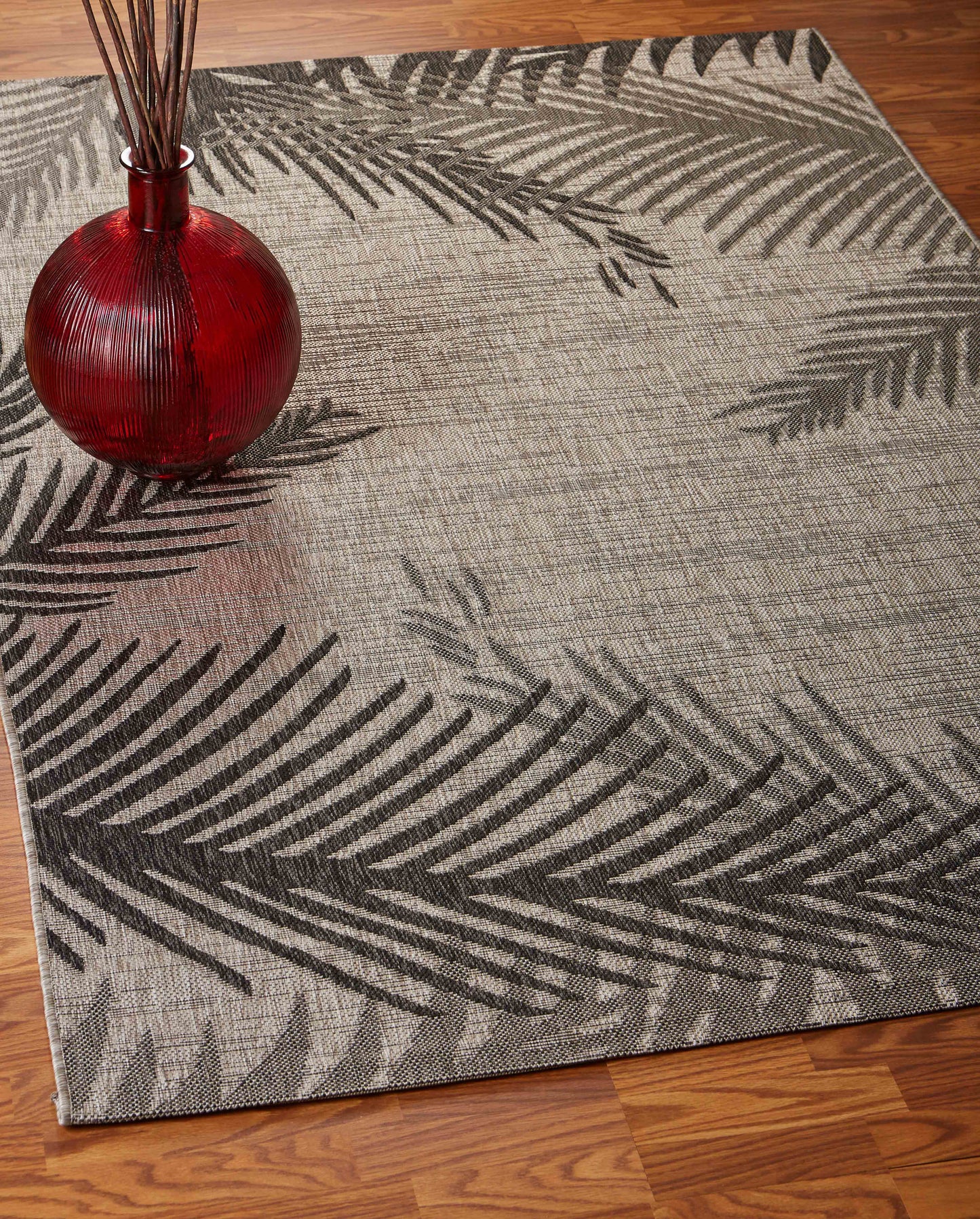 Captiva-81016 Tropical Power-Loomed Black Polypropylene Indoor/Outdoor Area Rug - LR Home