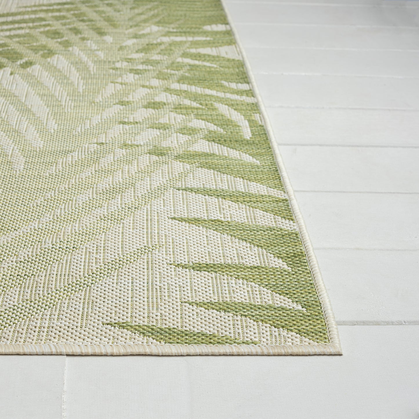 Captiva-81024 Tropical Power-Loomed Green Polypropylene Indoor/Outdoor Area Rug - LR Home