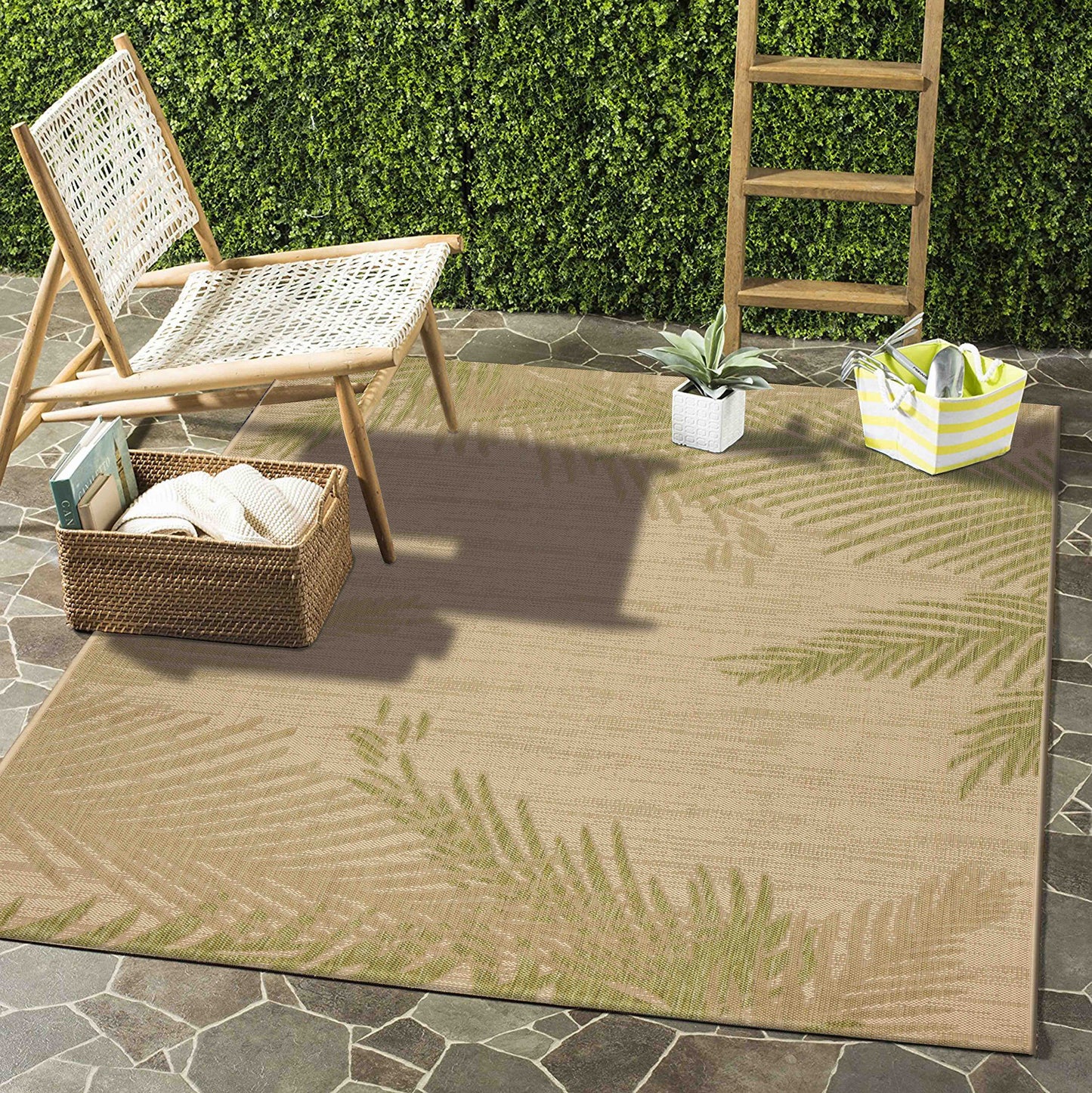 CAPTI-81016 Tropical Machine Made Green Polypropylene Indoor/Outdoor Area Rugs - LR Home