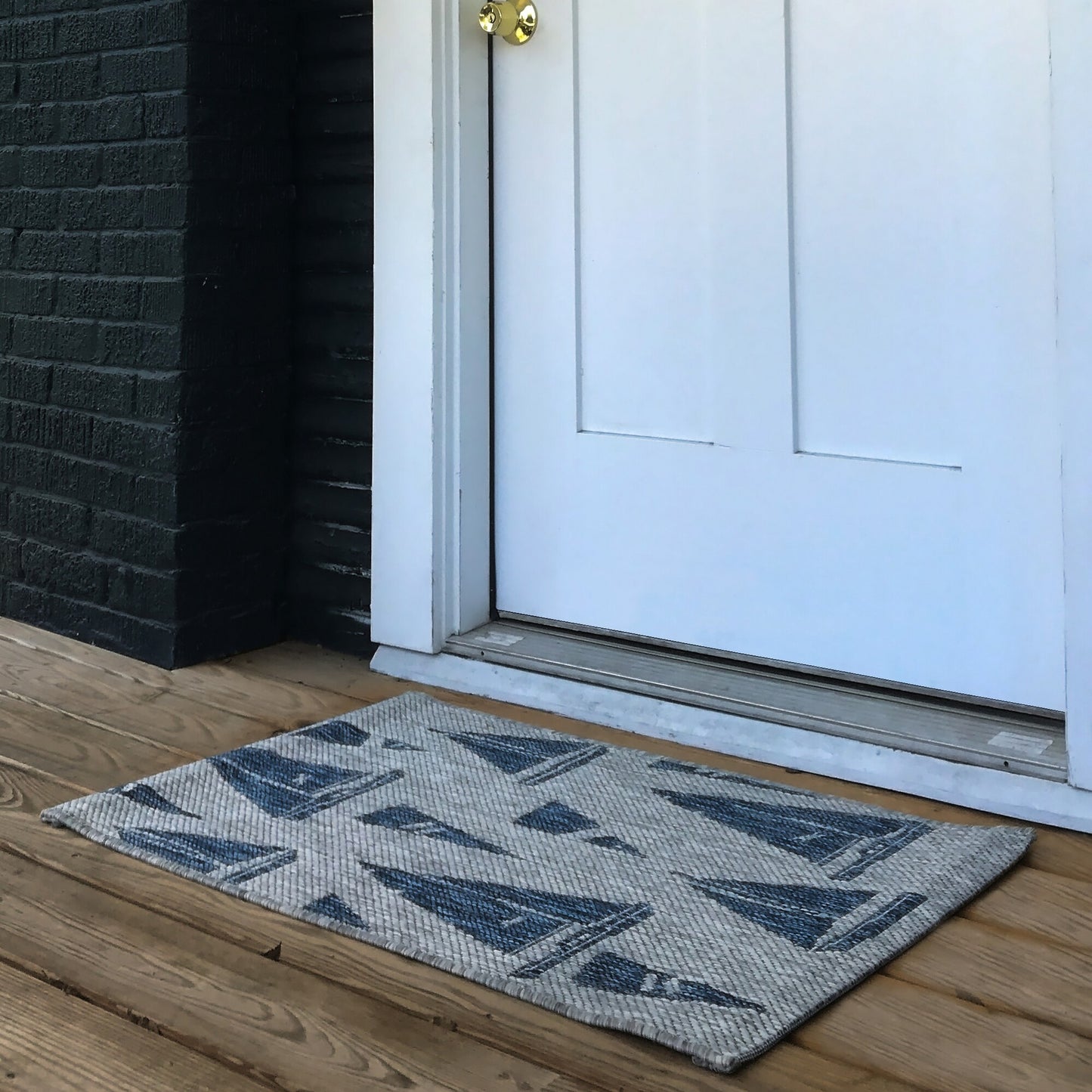 CATAL-81502 Nautical/Coastal Machine Made Gray/Navy Polypropylene Indoor/Outdoor Area Rugs - LR Home