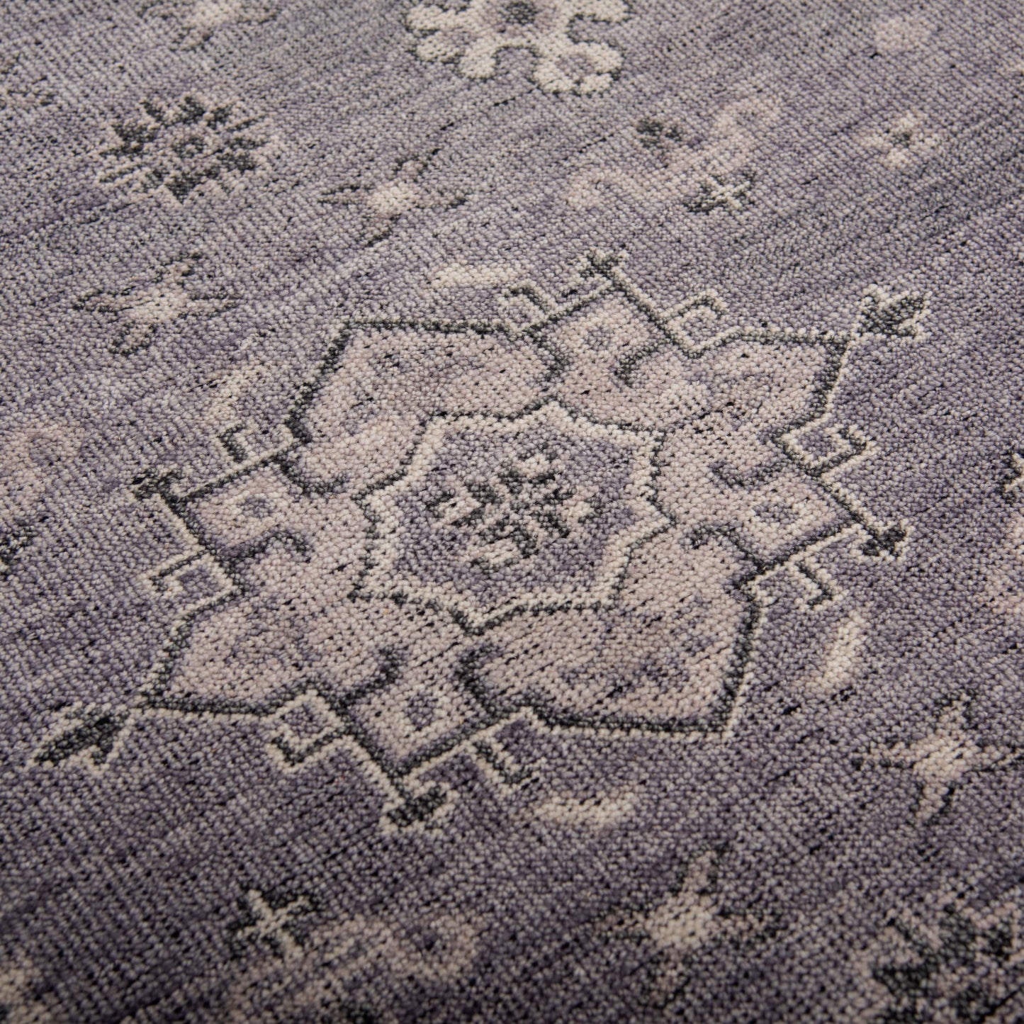 Centra CET726 Gray  Hand knotted Rug - Rizzy