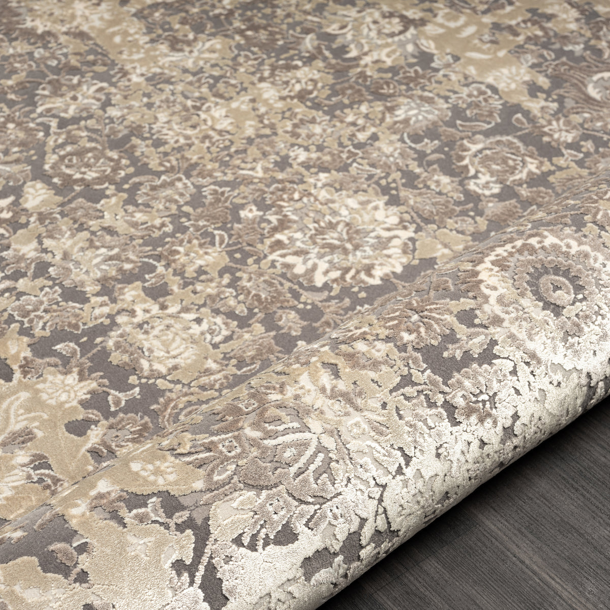 Cheshire Grey Floral/Botanical Classic/Traditional Luxelon Blend Area Rug - close-up detail