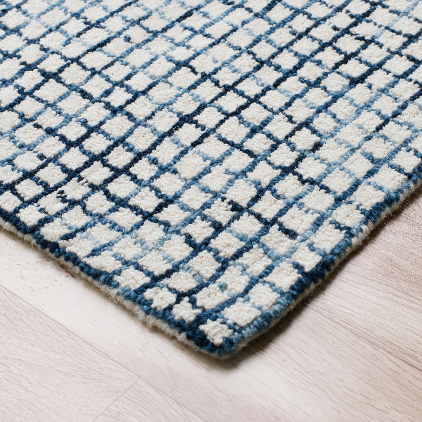 Criss Cross-81295 Contemporary Hand-Tufted Navy/Ivory Cotton Indoor Area Rug - LR Home