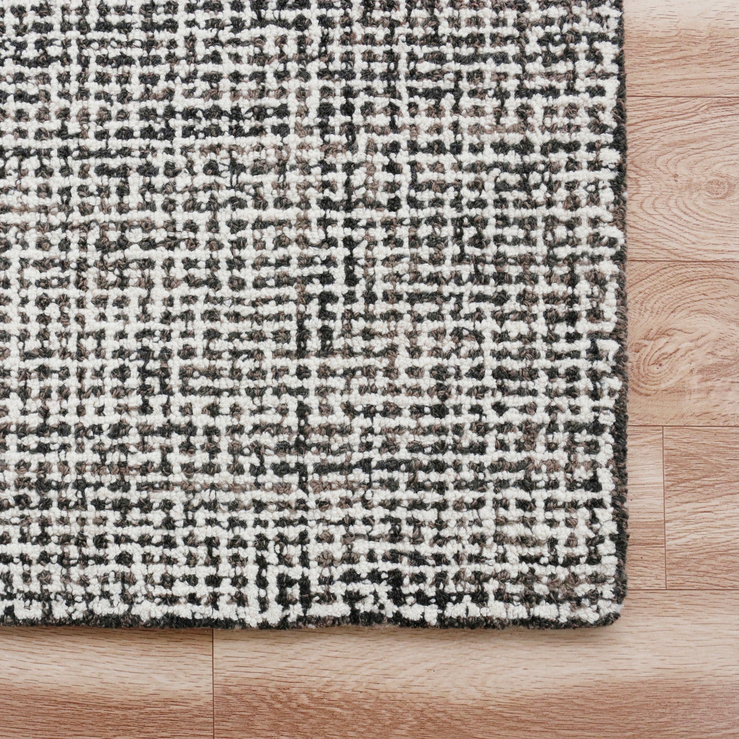 Criss Cross-81297 Contemporary Hand-Tufted Gray/White Cotton Indoor Area Rug - LR Home