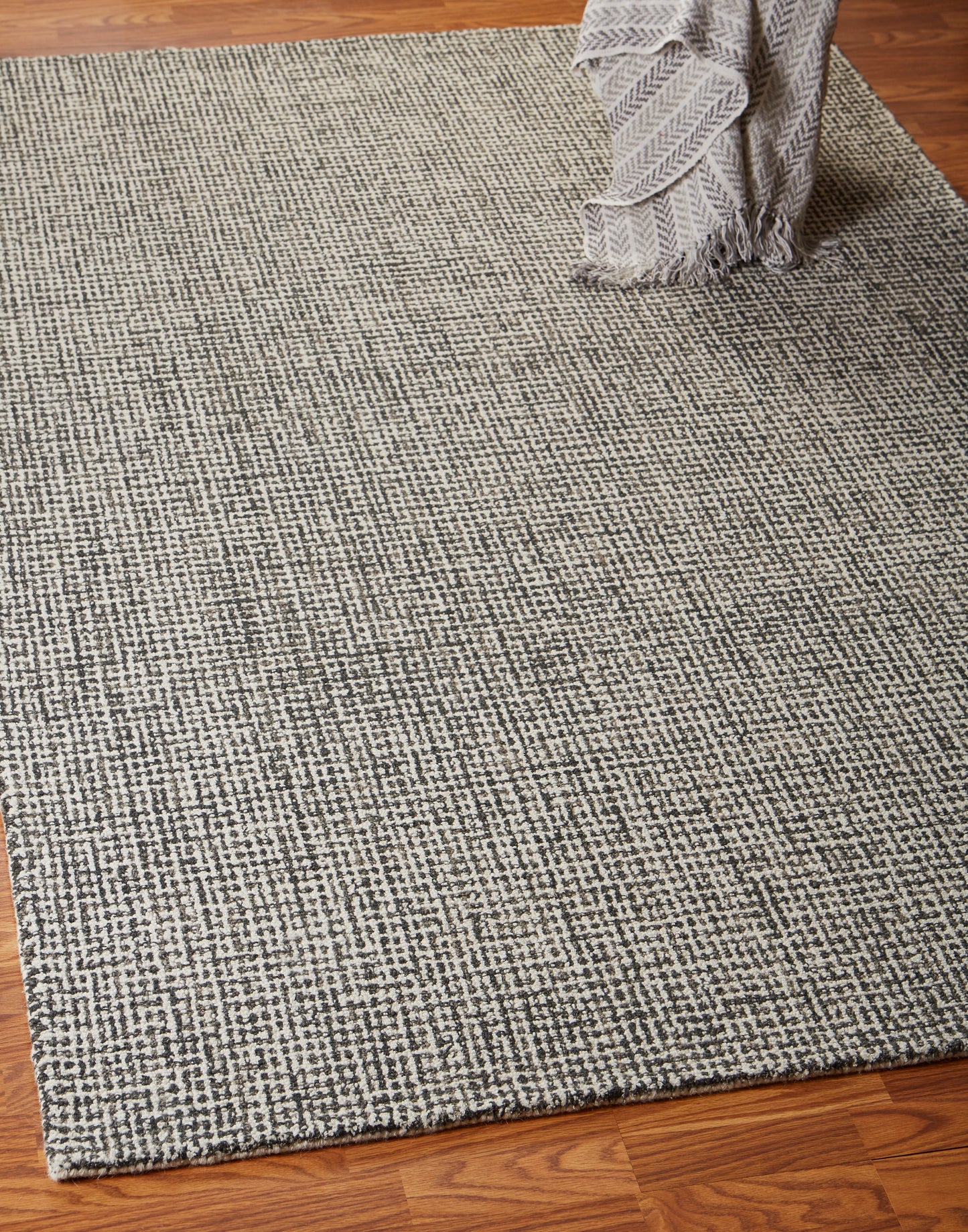 Criss Cross-81297 Contemporary Hand-Tufted Gray/White Cotton Indoor Area Rug - LR Home