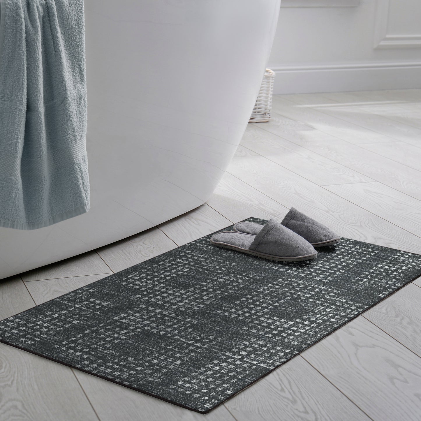 Machine Made Delano DA1 Midnight - Dalyn Rugs