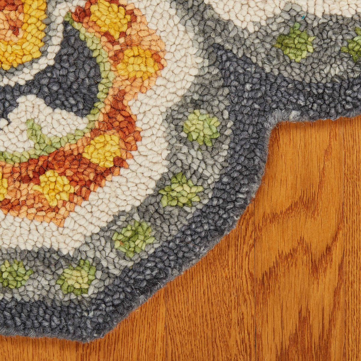 Gray/Yellow Classic Transitional Hand-Tufted Wool Indoor Round Rug - back view