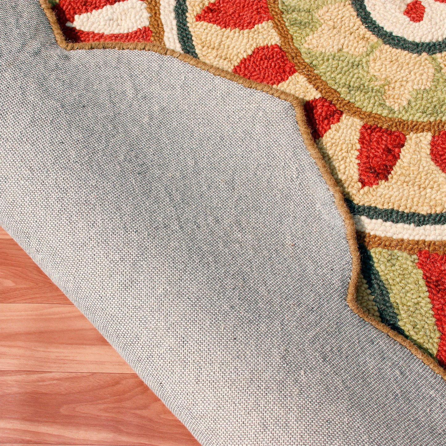 DAZZL-82264 Bohemian/Eclectic Hand-Tufted Red/Green Wool Indoor Area Rugs - LR Home