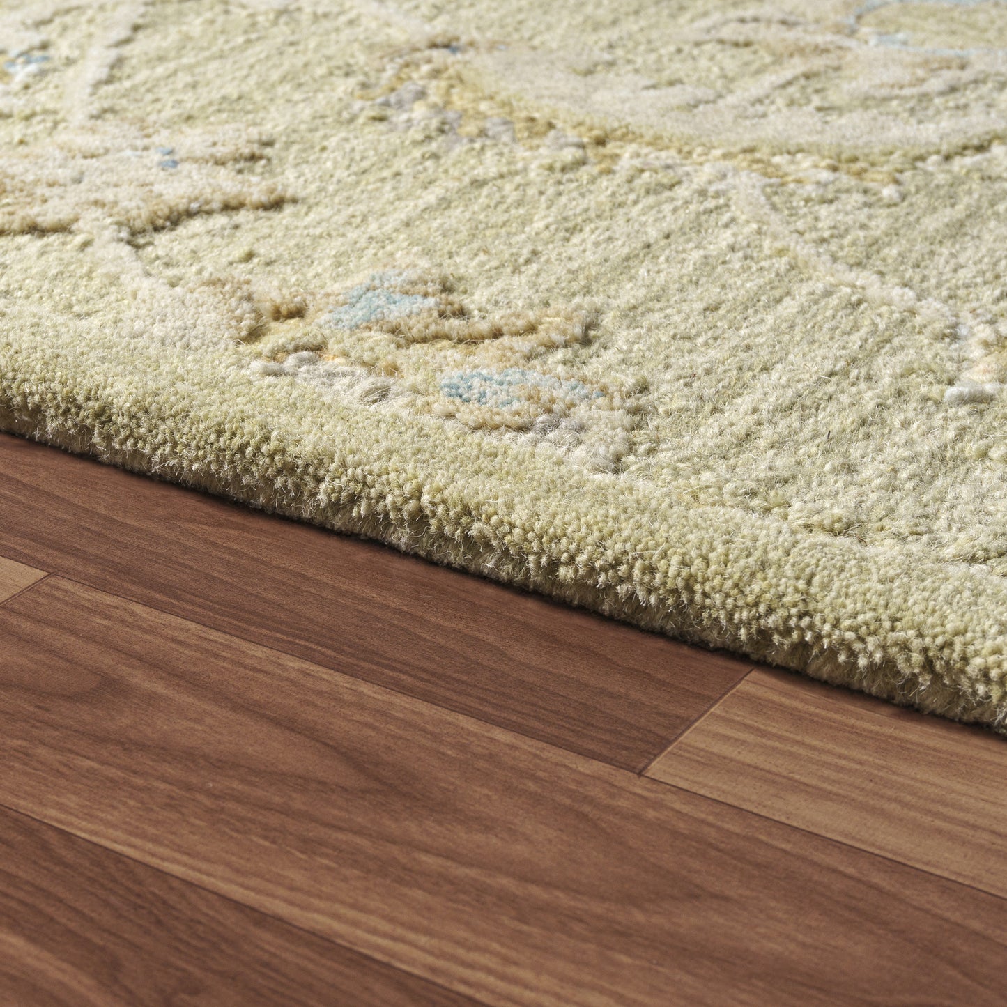 Dreamscape-82437 Traditional Hand-Tufted Tea Green/Beige Cotton Indoor Area Rug - LR Home