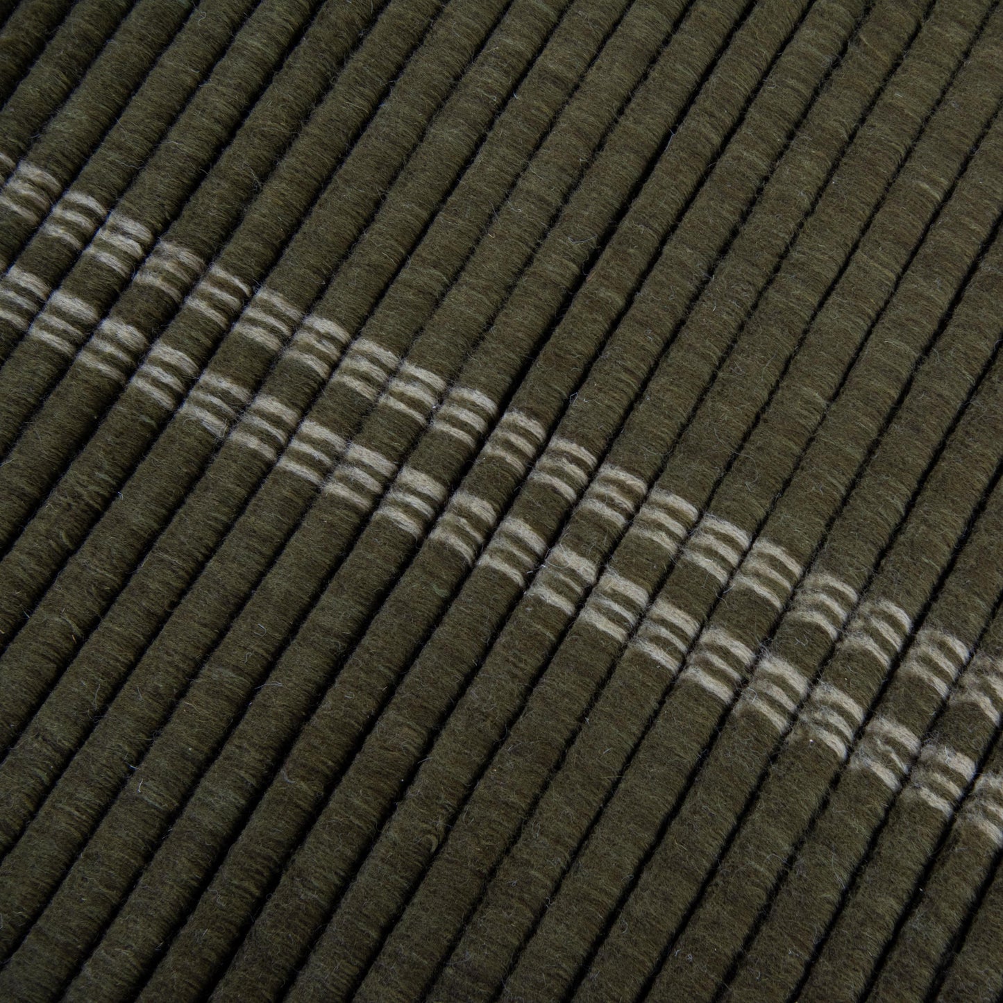 Dream DRM244 Green Hand Loomed Rug - Rizzy
