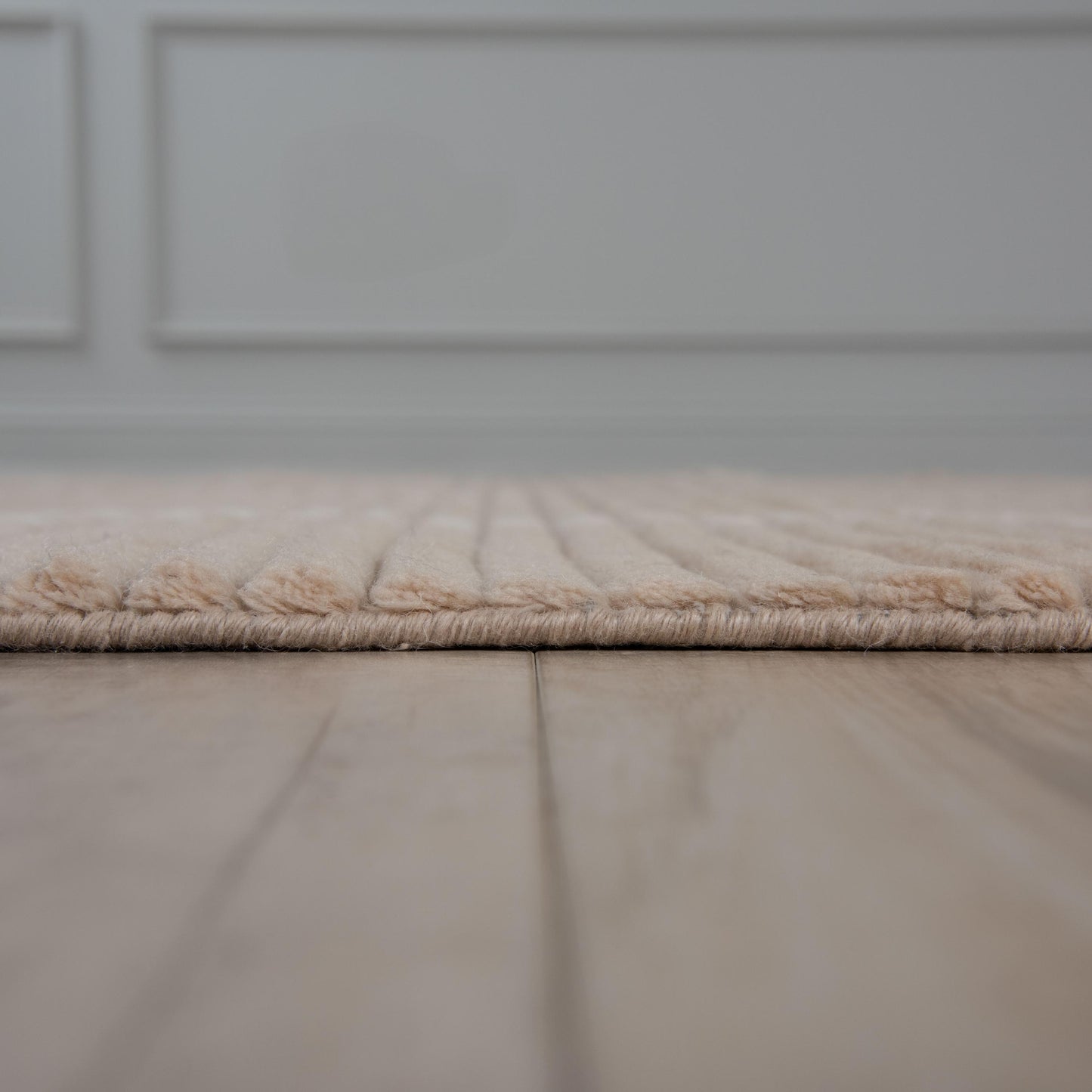 Dream DRM245 Taupe Hand Loomed Rug - Rizzy