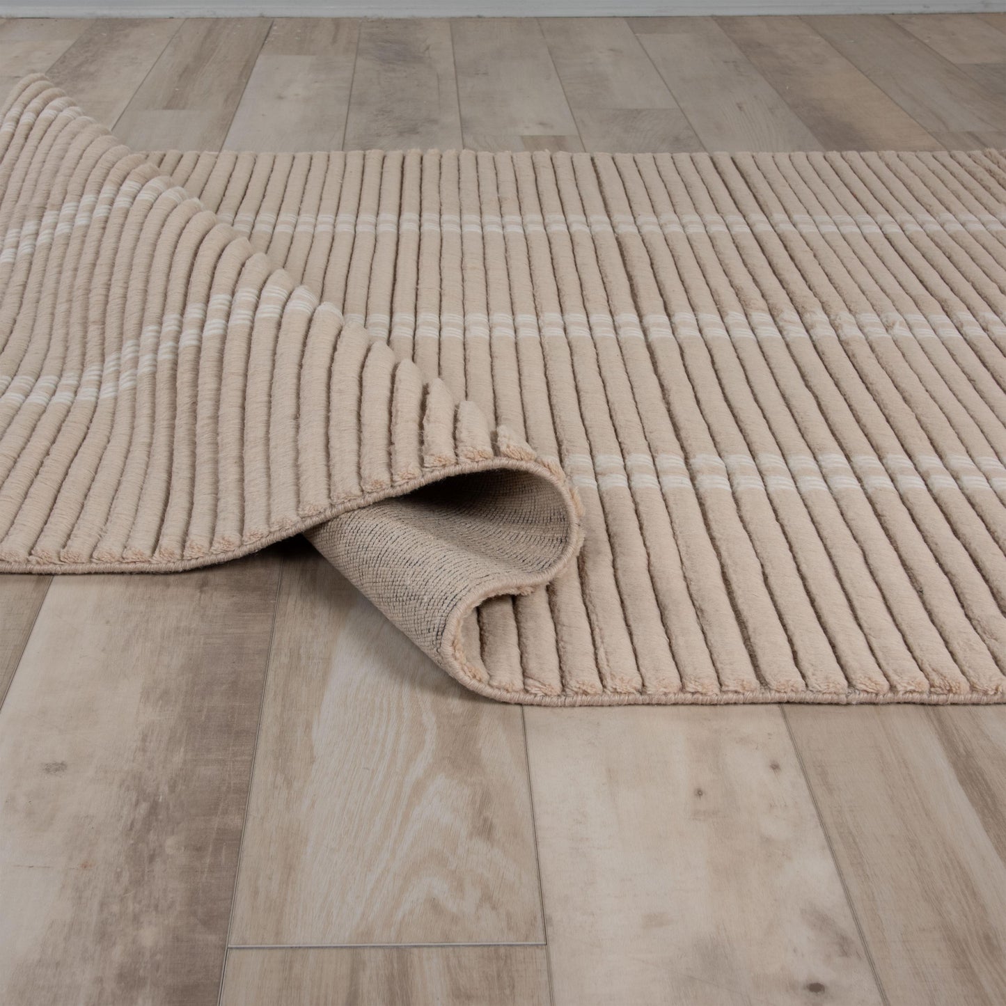 Dream DRM245 Taupe Hand Loomed Rug - Rizzy