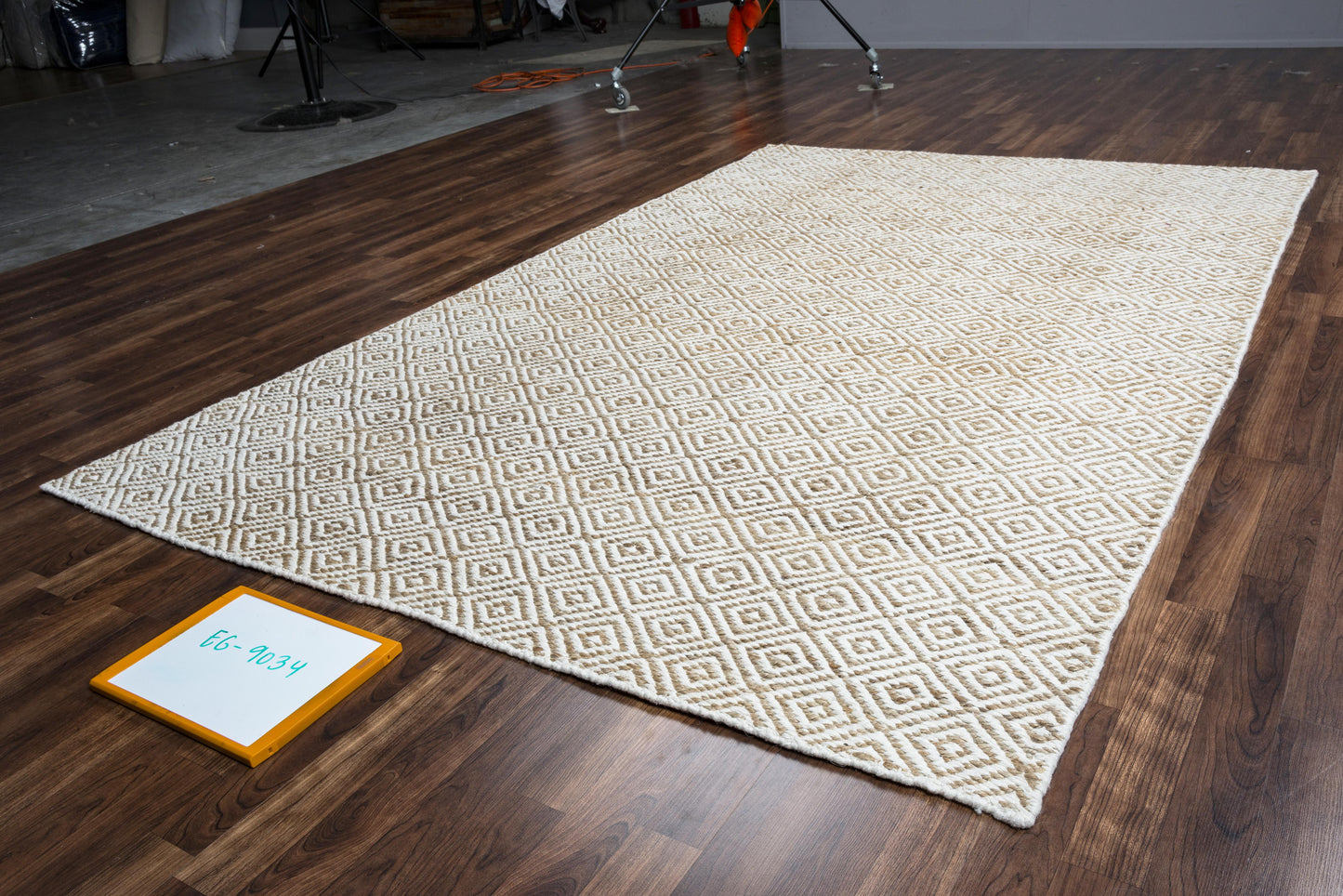 Ellington EG9034 Natural  Hand-Woven Rug - Rizzy