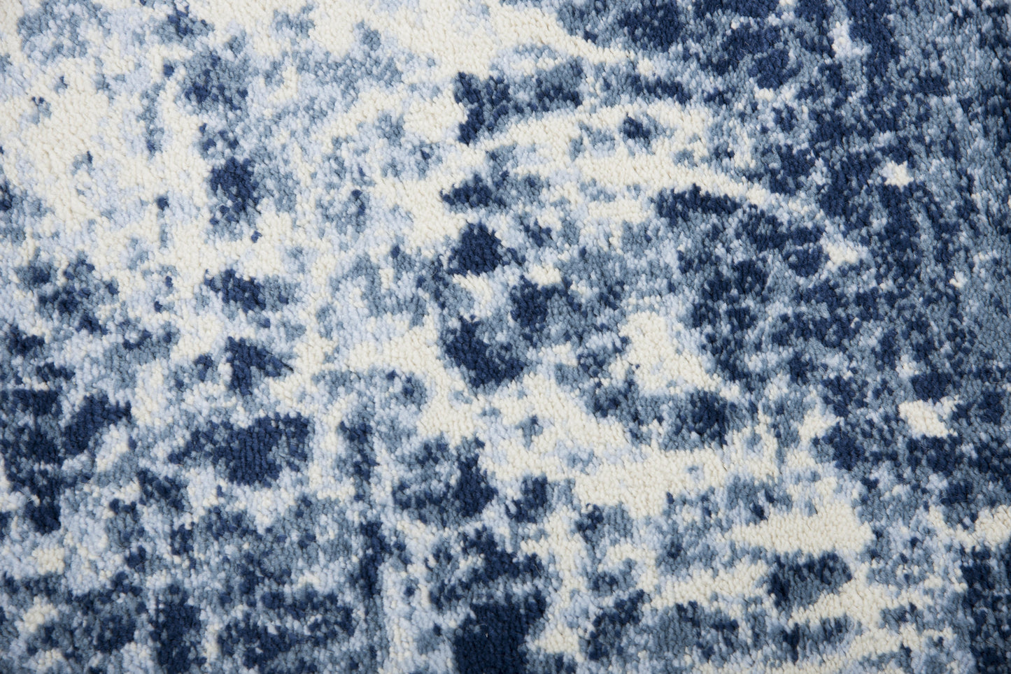 Encore EN7262 Blue Machine-Made Rug - Rizzy